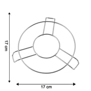 A silver wire hot pot stand on a white background with arrows indicating its 17 cm by 17 cm dimensions.
